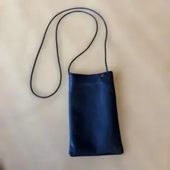 TEHA AMANA テハナマ　スマホショルダーバッグ　本革　ブラック