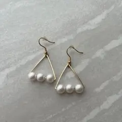 ピアス　パール トライアングル