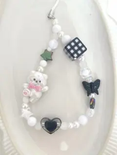ブラックゆめかわ〰︎︎ビーズストラップ 現品のみ 約17cm B300
