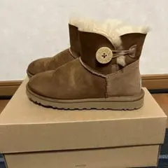 アグムートン