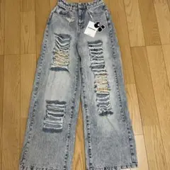 Andwang damaged heart key denim