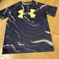 【難あり】アンダーアーマー　半袖Tシャツ　140