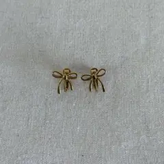 イヤリング リボン ネジバネ ゴールド