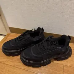 ZARA スニーカー