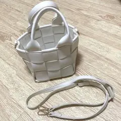 【本日限定セール】編み込み箱型2wayハンドバッグ/ショルダーバッグ白