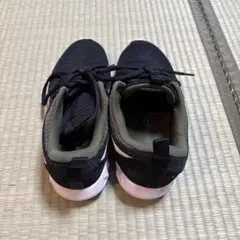 軽量メッシュスニーカー 黒/オリーブ
