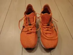 マジックスピード1　ランニングシューズ