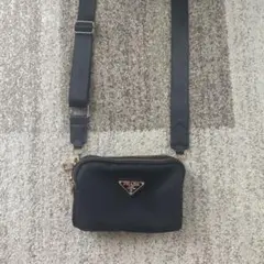 PRADA ブラック ナイロン ショルダーバッグ　ノベルティ
