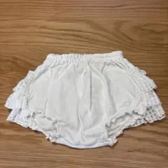 フリル付きホワイトパンツ