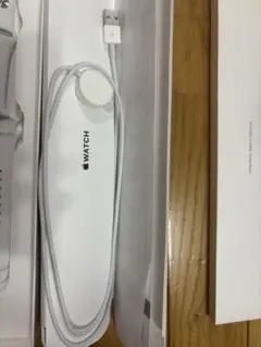 アップルし純正　Apple Watch充電器　USB