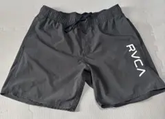 RVCA ブラック ショートパンツ