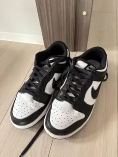 Nike Dunk Low ブラック/ホワイト スニーカー