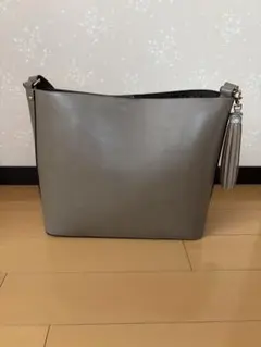 新品 A4ワンハンドルトートバッグ ♪