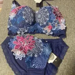 Item thumbnail for item cd842669-1a83-460f-ac0d-fcc752111df6