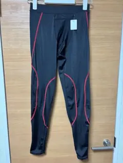 【新品未使用タグ付き】 メンズ レギンス スパッツ 下着 黒×赤 サイズＬ