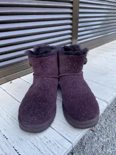 ugg ミニベイリーボタン スワロフスキー 星座