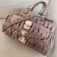 MIUMIU マトラッセ 2way ショルダーバッグ レザー ベージュ