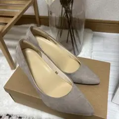 パンプス　グレー
