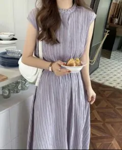 emi+ エミプラス　ノースリーブワンピース