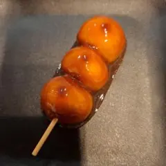 食品サンプル（みたらし団子）マグネット