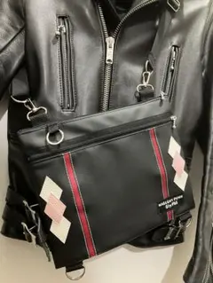 Item thumbnail for item b67f6b16-50a6-4cf2-a7e9-c6e87e84c3b5