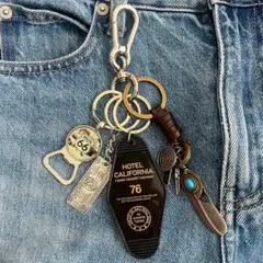 Item thumbnail for item 63cd9bd3-31f7-409b-81cc-ace99f6dd695