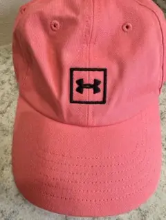 【美品】Under Armour ピンク ゴルフキャップ ランニングスポーツ