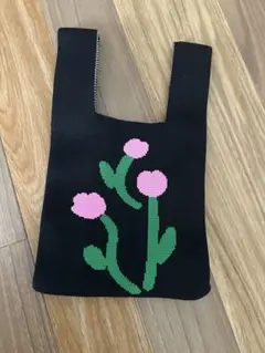 【美品】花　デザイン ハンドバッグ 黒　ニットバッグ