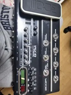 ZOOM G7.1ut ギターエフェクター G7.1ut Guitar Effects Console | Zoom