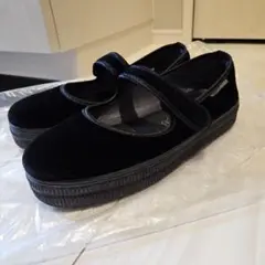 Item thumbnail for item 35c464b6-704b-4986-9d9d-e624c8db20c6