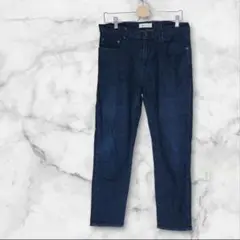 Item thumbnail for item fd39ca04-8dd4-4c6b-9834-fcebcef447dc