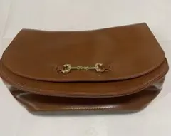 ショルダーバッグ　ブラウン
