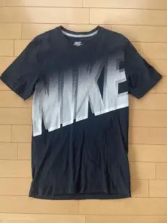 NIKEナイキ ロゴプリント tシャツ Lサイズ 黒ブラック