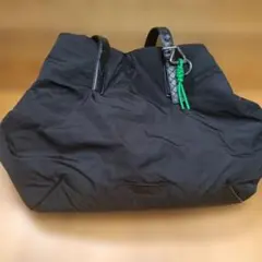 Item thumbnail for item 29e58614-6a51-406b-a51d-f73a96c2c4c2