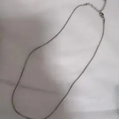 シルバー スネークチェーン ネックレス　GOLDY