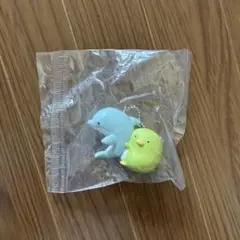 バンドウイルカとぺんぎん？　美ら海水族館　ガチャガチャ