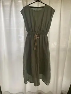 オリーブグリーン M ロングワンピース