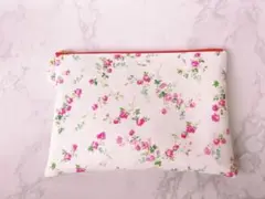 リバティエリザベス【ピンク】20cmファスナーフラットポーチ
