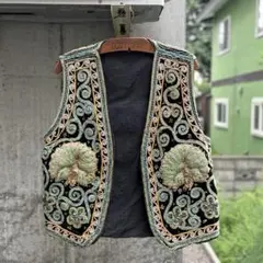 Item thumbnail for item 89e69f8b-be51-45bc-8418-c95cd0f9b075