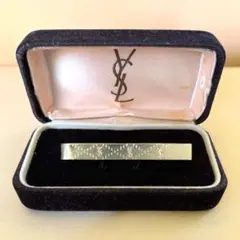 【美品】イヴ・サンローラン YSL ロゴ ネクタイピン ケース付 ゴールドメタル
