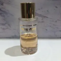 2025年最新】miumiu 香水 アイズオンミーの人気アイテム - メルカリ