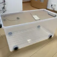 プラケース