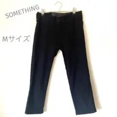 サムシング クロップド 黒パンツ コットン　Mサイズ　動きやすい