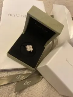 ヴァンクリー リング 箱 クリスマスプレゼント クローバーリング クローバー指輪