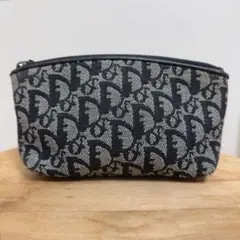 Item thumbnail for item 023d6671-cc23-4cdf-b3e5-d775b67801c0