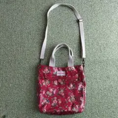 Cath Kidston キャスキッドソン　花柄ショルダーバッグ　エナメルバッグ