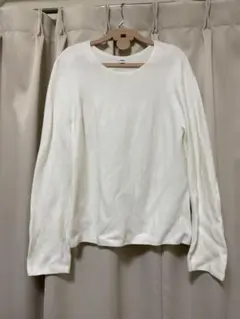 ☆美品☆Ｍユニクロ白３Ｄコットンクルーネックセーター