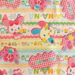 綿プリント生地 ウサハナ柄 幅40cm × 長さ64cm