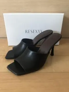 リゼクシー　RESEXXY サンダル Lサイズ　定価12100円