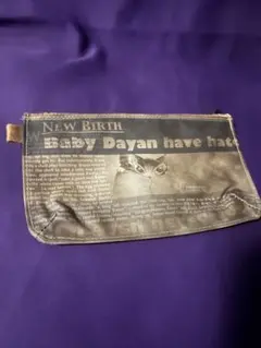 Baby Dayan 新聞デザインポーチ 猫のダヤン ペンケース